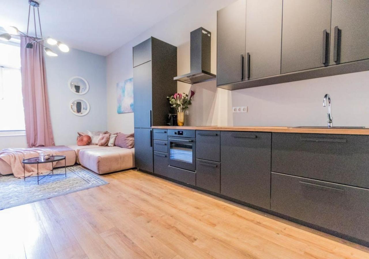 Apartment True Gem Downtown Next To Synagogue And Gozsdu Garden Area